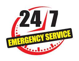 24/7 Emergency Towing Services Sign